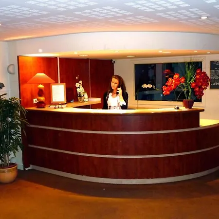 Hotel Foch 2*